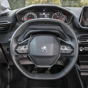 CACHE TABLEAU DE BORD PEUGEOT 208 2024 NOIR