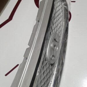 CALENDRE AVANT FORD FOCUS 2005 CROM